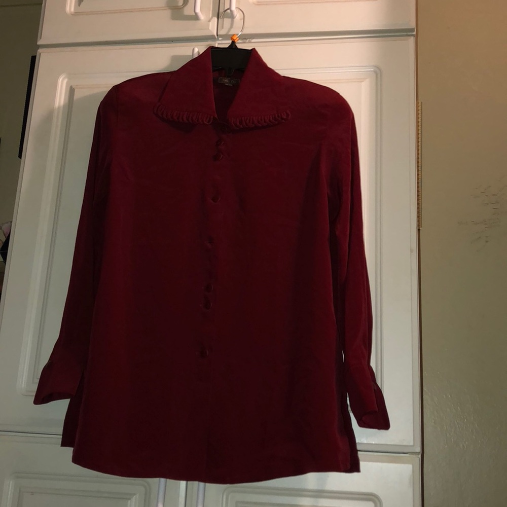 MAROON LONG SLEEVE BLOUSE